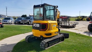 二手2024 JCB 35Z-1小型挖掘机出售，配有强力液压履带式挖掘机