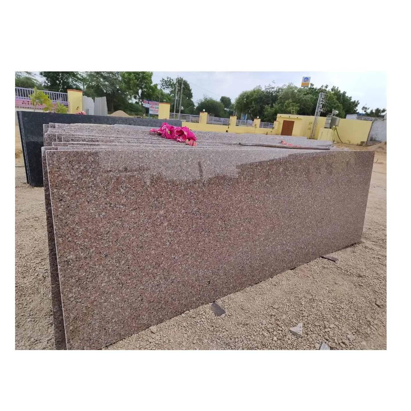 Atacado Factory Supply Rosy Pink Granite Slab Apropriado para Pisos Exteriores do fabricante indiano