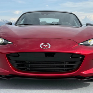 Sıfır kaza kaydı ve düşük kilometre ile 2022 M a z d a MX-5 Club kulübü kullanılır