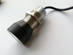 Sensor de distancia ultrasónico de alta calidad para evitar colisiones 75KHz 4M - Product Image 3