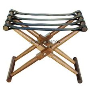Foldable Lightweight Premium Wooden Luggage Racks With <strong>Sleek</strong> Design Ideal for Convenient Travel and Hotel Use <strong>at</strong> Best Price