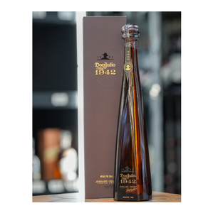 Toptan Tequila rekabetçi fiyat hızlı kargo şişelerde arpa ve buğday damıtılmış