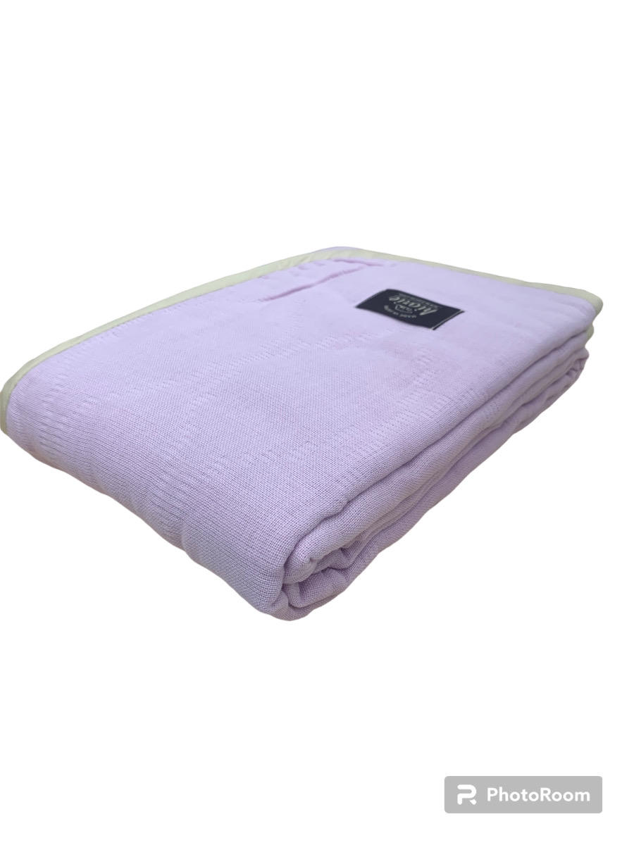 สีม่วงอ่อน