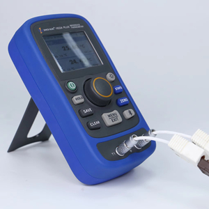 Industrial-Grade Durability Wide <strong>Temperature</strong> Range Calibrated Pyrometer with <strong>Reference</strong> Probe for Medical Equipment Calibration