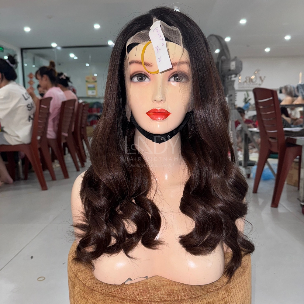 สีน้ำตาล