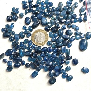 Toptan Lot 100% doğal Neon kiyanit el yapımı kristal takı yapımı Cabs Mix şekilli değerli taş gevşek taşlar için kiyanit