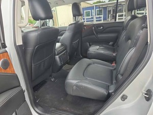 Neatly Used 2019 INFINITI <strong>QX80</strong> LUXE 4dr SUV 4WD