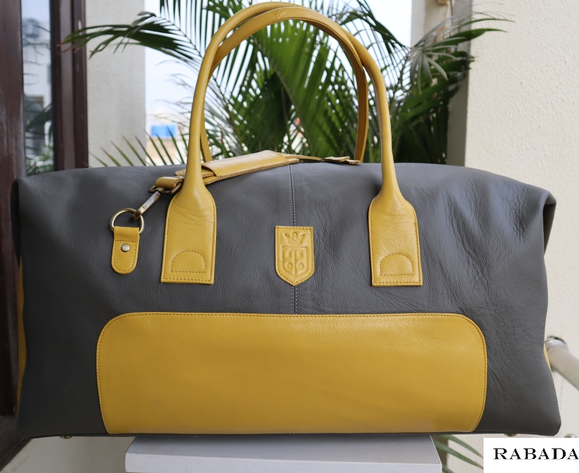 สีเหลือง