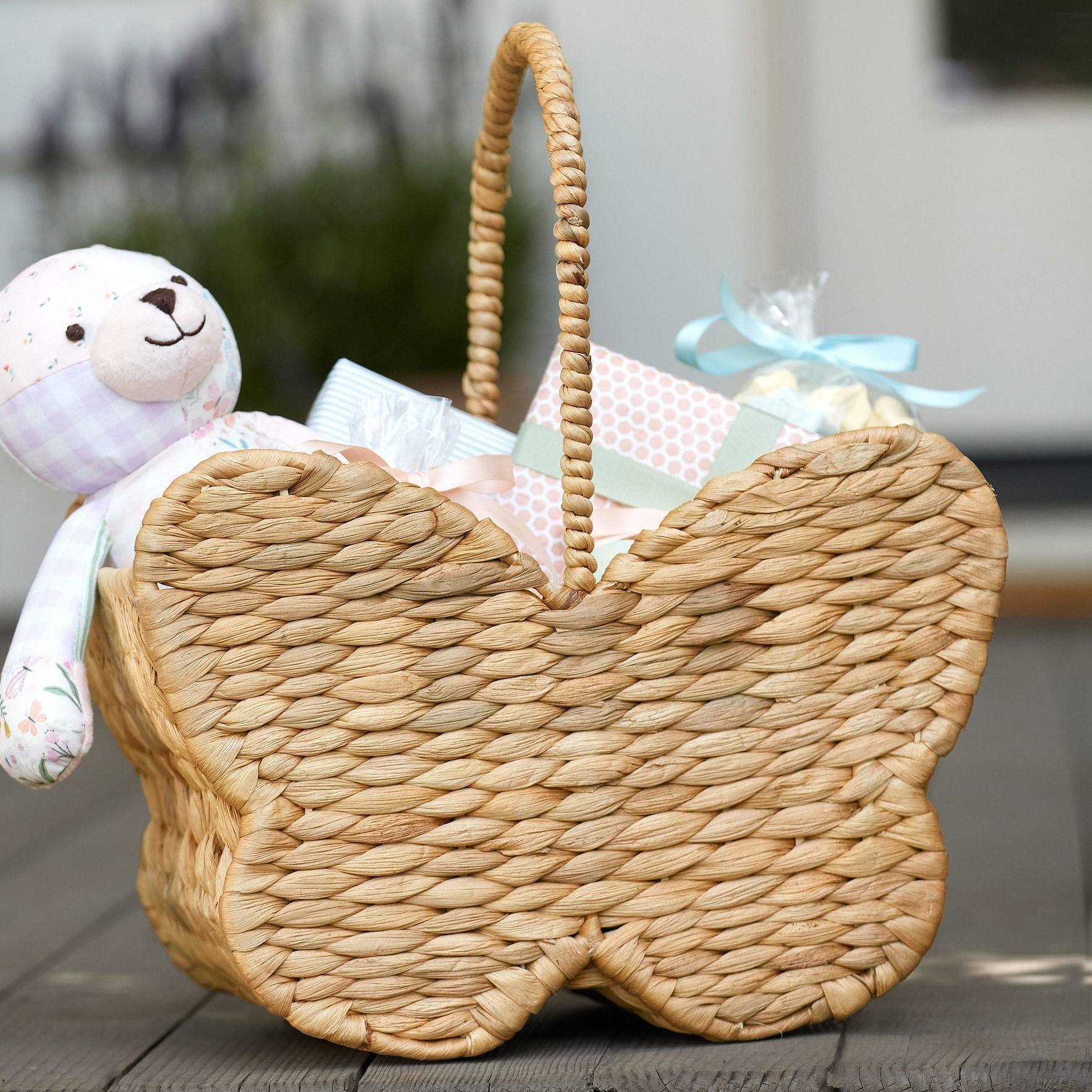 ธรรมชาติ