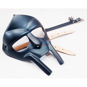 MF Doom Metal 18 ölçer yüz zırh cadılar bayramı Doom maske <span class=keywords><strong>Mad</strong></span> Villain gladyatör Doom maske giyilebilir Cosplay kostüm ortaçağ hediye