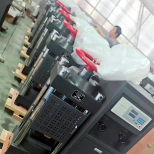 工場で製造される1年間の保証付き自動工場圧縮試験機 - Product Image 3