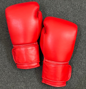 Guantes de boxeo ganadores rojos de alta calidad hechos a medida, gancho y bucle profesionales con guantes de boxeo, cuero Original 100% - Product Image 2