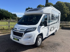 2025 30ft iveco motormhome pervan יוקרה 4 x4 אוברלנד למכירה בית למכירה