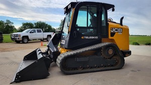 中古2023 JCB 3TS-8Tスキッドステアローダー - Product Image 3