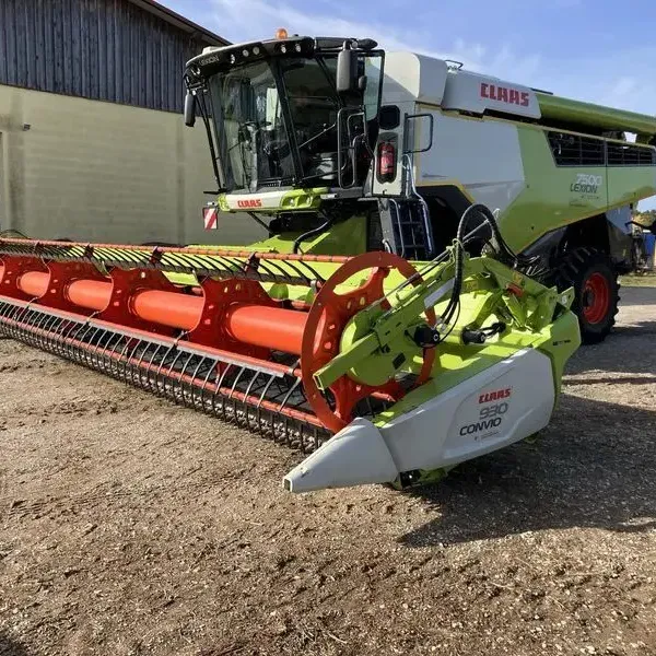 Cosechadora de bajo precio CLAAS LEXION 7500TT CONVIOFLEX 930