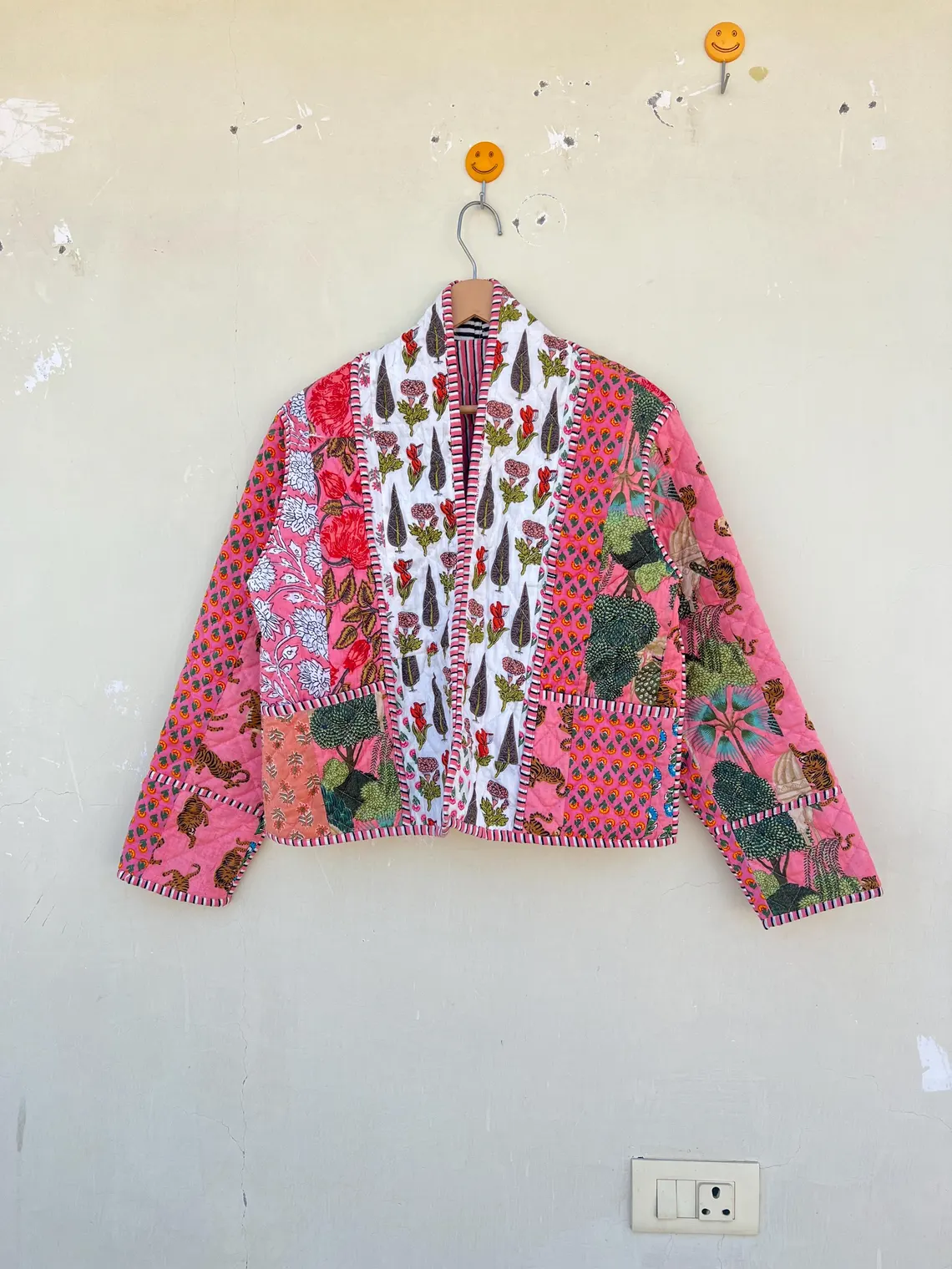 Identique à l'image