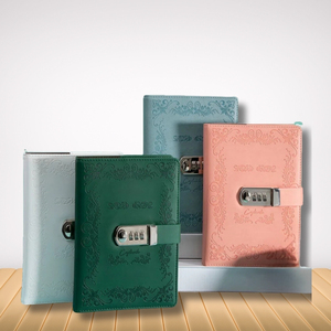 Elegantes diarios de cuaderno A5 de cuero PU con logotipo grabado con candado, perfectos para hacer diarios, tomar notas y reflexiones personales - Product Image 1
