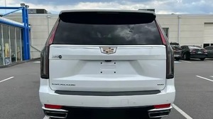 Amazing Used 2022 C-a-d-<span class=keywords><strong>i</strong></span>-l-l-a-c Escal-adeプレミアムラグジュアリー4WD、低マイレージで出荷用にスタック