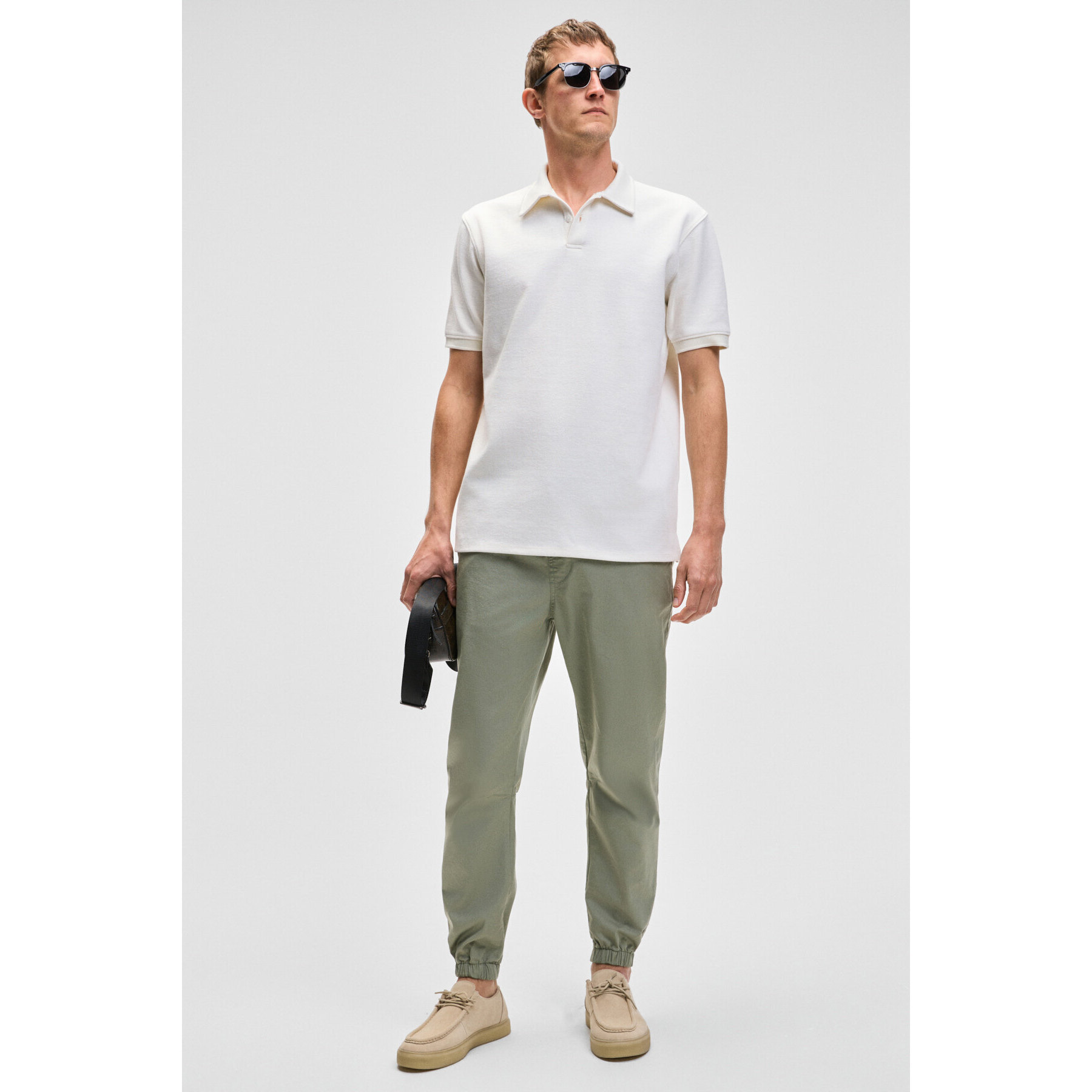 Light Khaki