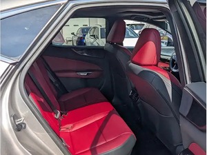 Güç satışları 2025 Lezus NX 350h