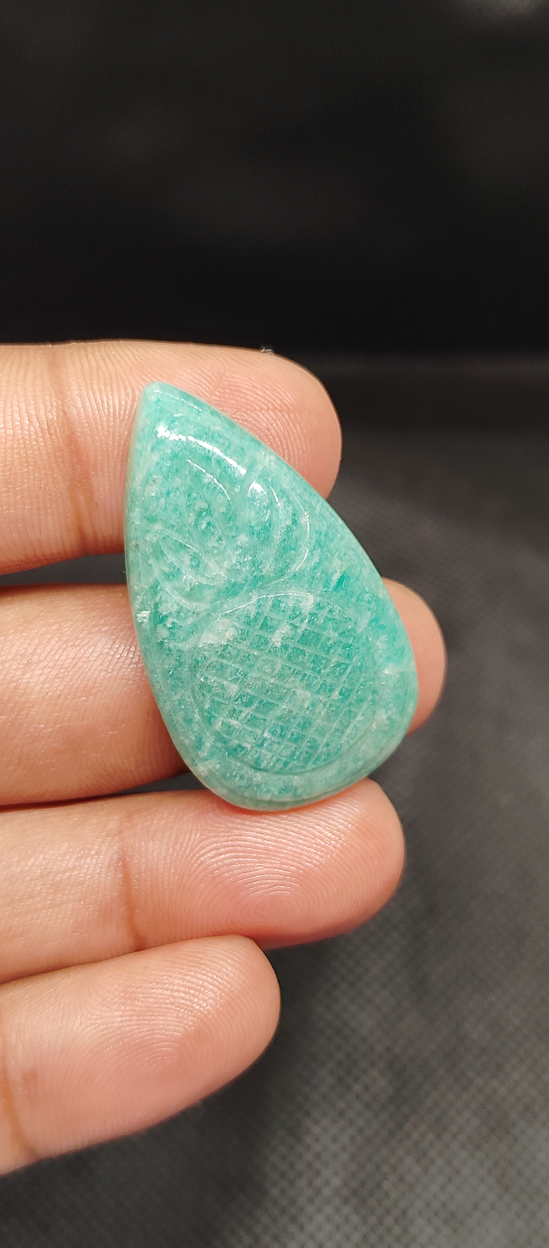 สีเขียว