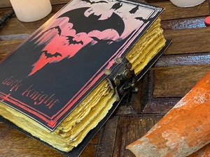 男性と女性のためのゴシックバットノートブランクスペルブックGothジャーナルシャドウバッツジャーナル