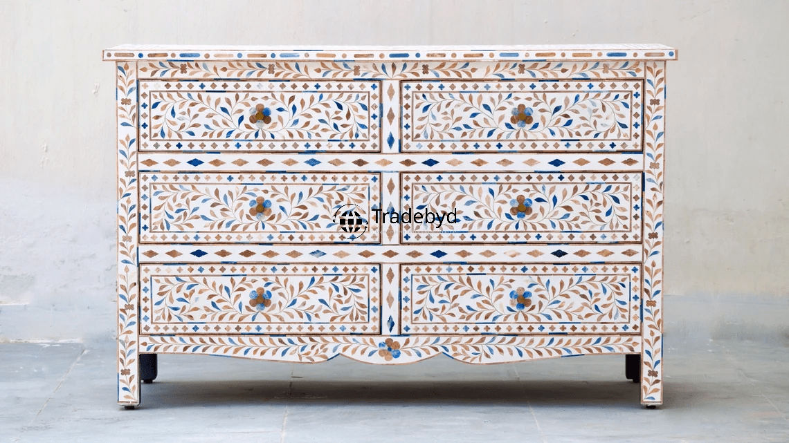 Available in different Colors