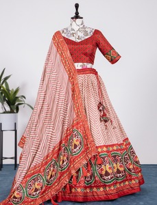 Hint ihracat kaliteli Patola baskı folyo iş kadın lehenga Choli düğün ve festival için giyim hint tedarikçisi