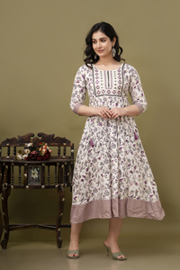 现代传统设计师人造丝Anarkali Kurti最新梭织箔印花刺绣作品出口价格 - Product Image 4
