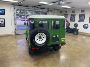 1978年に使用されたToyotyas LandCruisers FJ40 6人乗り、100% 完全に機能し、事故がなく、1年間の保証があります。 - Product Image 5