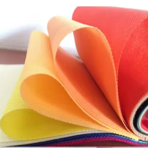 Chất lượng cao thoáng khí thân thiện với môi <span class=keywords><strong>Polypropylene</strong></span> spunbond vải không dệt CuộN nông nghiệp Nệm lưới interlining - Product Image 1