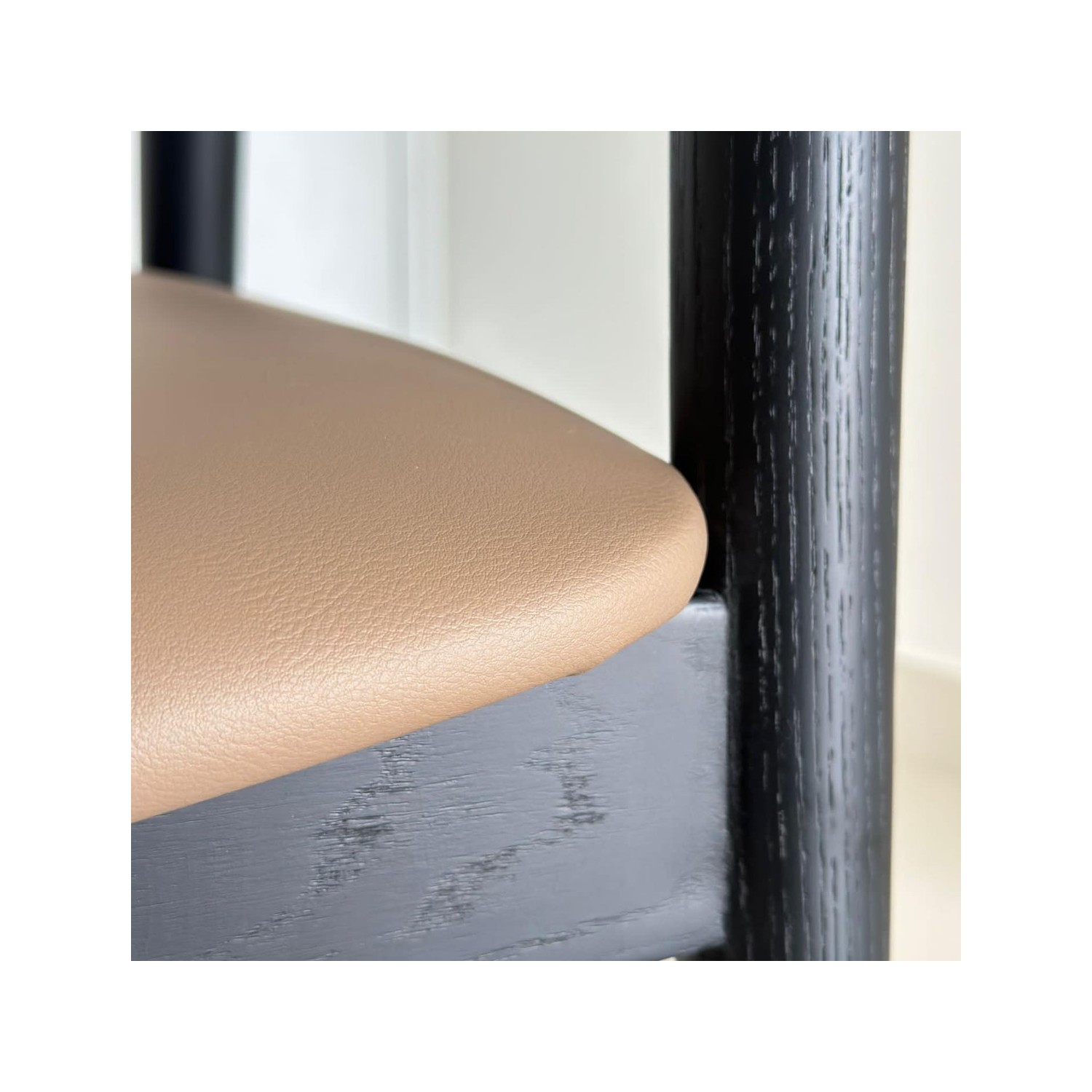 หนังสังเคราะห์สีที่กำหนดเอง