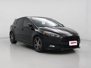 2016福特福克斯基础车型，带涡轮增压器和真皮座椅右转向