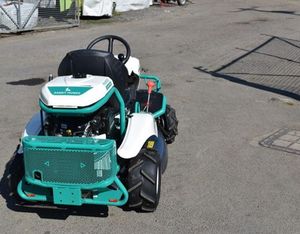 Orec Rabbit RM982F 4WD芝刈り機工業用グレード2ストロークガソリンエンジン125cc-190cc高品質Orecブラシローバー4WDライディングブラシ
