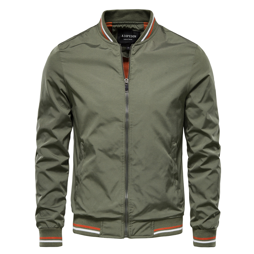 831 - Verde militar