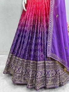 美しいきらめきのフェイクジョーゼットスパンコール刺Embroidery作品で装飾された新着ジョーゼットLehengaCholi with Dupatta