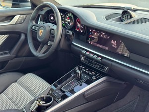 P-o-r-s-c-h-e 911 Turbo 2024 3.8L (580 HP) Coupe GCC kullanılmış - Product Image 5