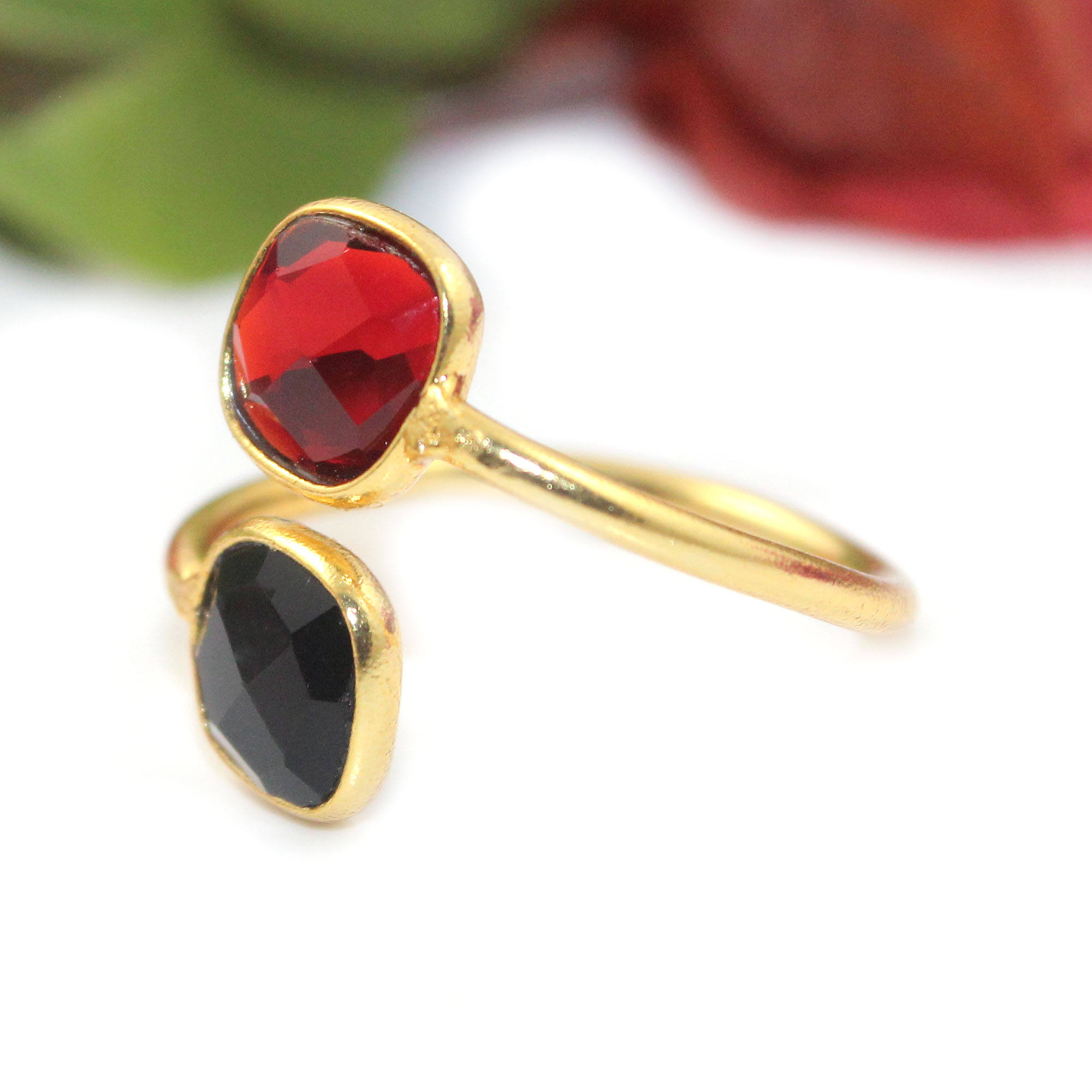 บุษราคัมสีฟ้าและโอปอล