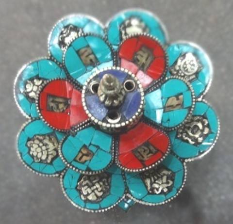 สีเขียวอ่อน