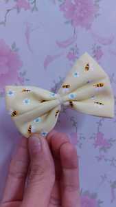 Custom Made Hand Painted Hair <strong>Bows</strong> with Bumble Bee and Flower Theme Ideal for Hair Accessory Stores - Product Image 5