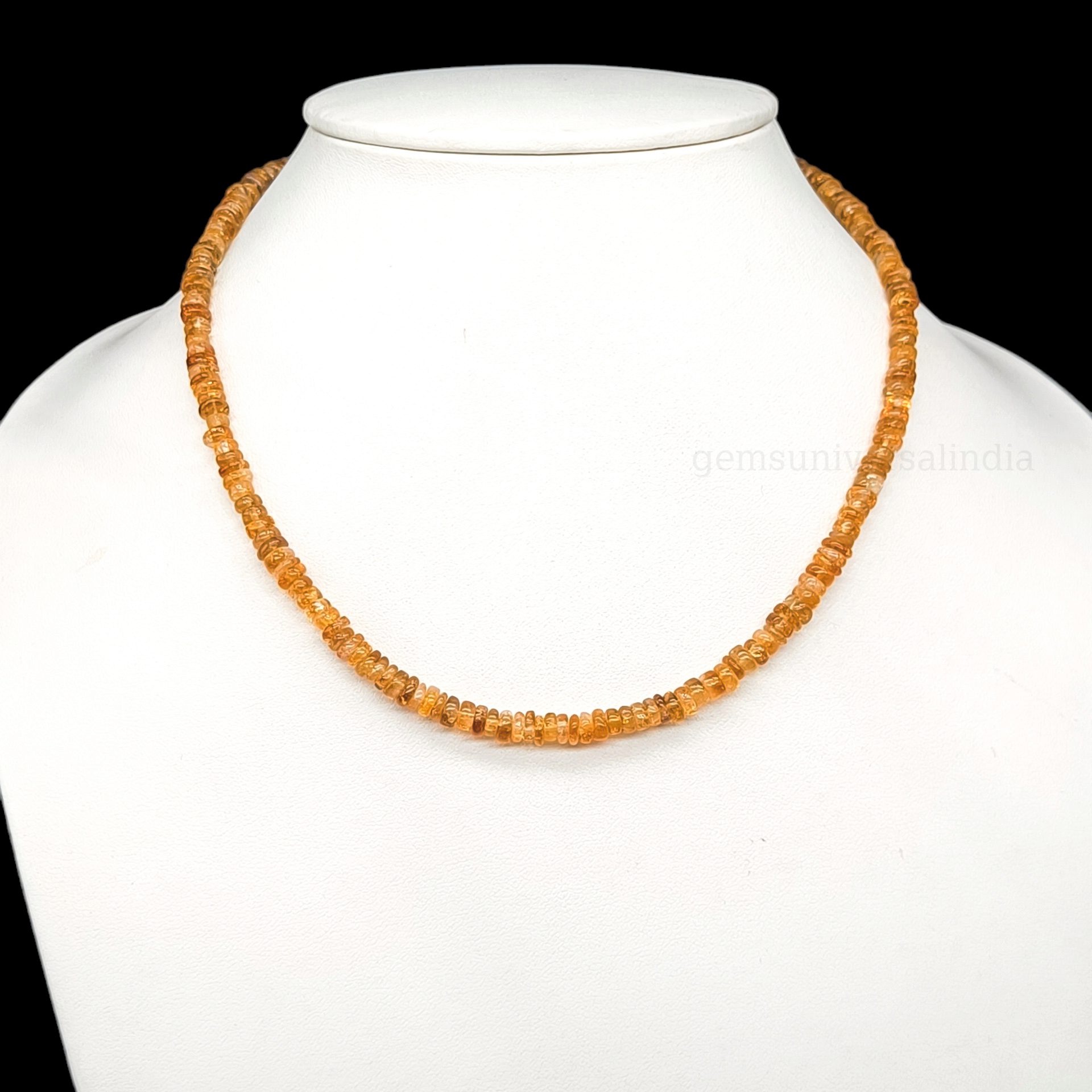 สีเหลือง