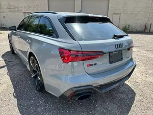 2023 Audi RS 6 Avant 4.0T Turbo AWDダークレザーインテリア左ステアリング自動ギアボックスR18タイヤサイズ - Product Image 4