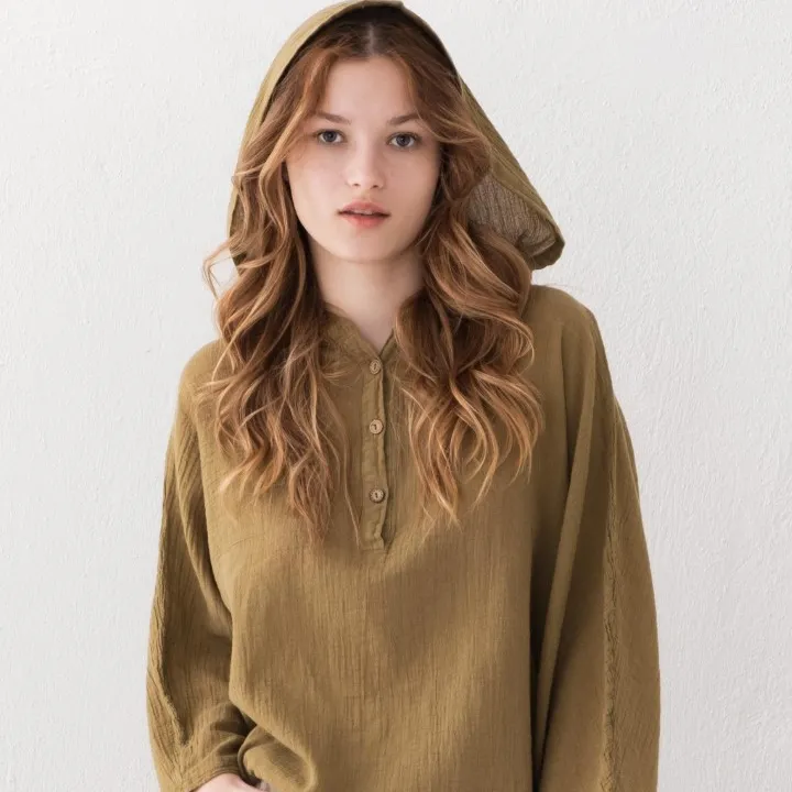 Camicetta con maniche a pipistrello con cappuccio in Voile Top adorabili per le donne 2023 con spalle scoperte da donna Crop Top Shirt abbigliamento