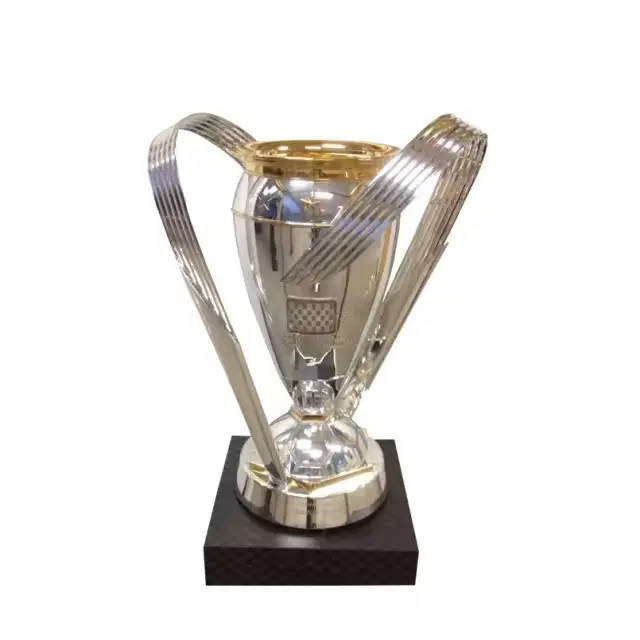 Coupe trophée en métal de basket-ball de football personnalisée Souvenirs disponibles Trophée de récompense en métal de sport Tournoi standard Tasses en argent