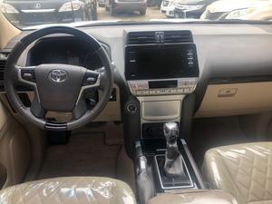 トヨタプラドSUVエクセルモデル8Lガソリン電気エンジンAWD RWDドライブ15 19インチタイアクルーズコントロール自動左用 - Product Image 2