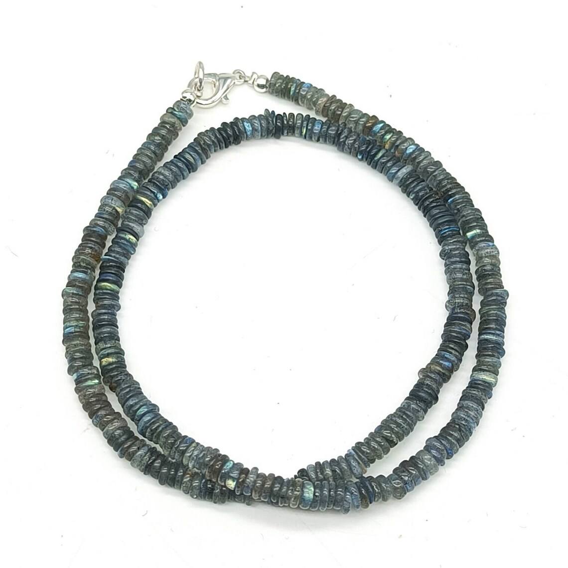 Identique à l'image