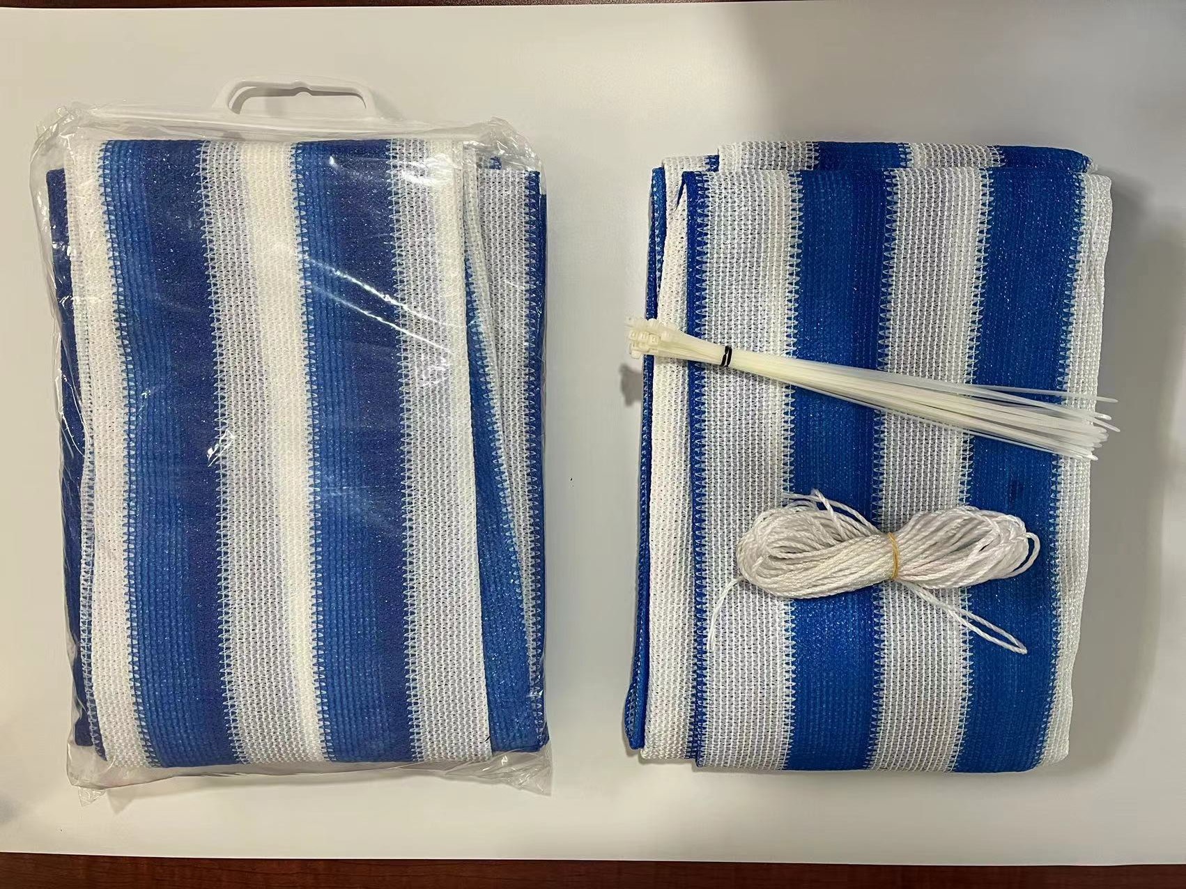 0.9*5m/blue white stripes