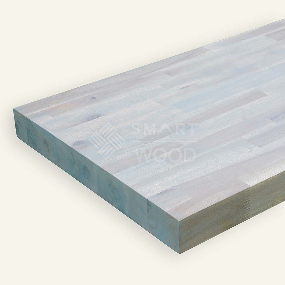 สีเทาอมเทา