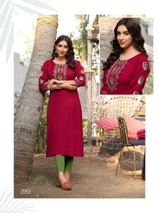 Yeni bayanlar etnik Rayon Kurtis ağır nakış ve el işi uzun elbise takım koleksiyonu