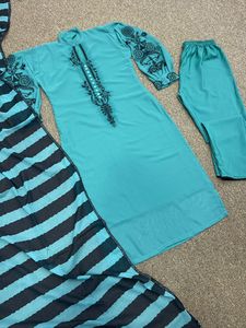 新设计师民族服装重型网Salwar Kameez女士婚礼派对服装价格实惠印度供应商